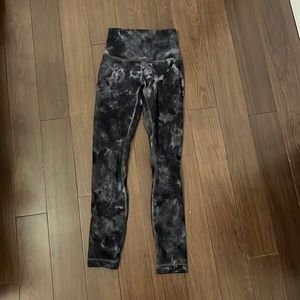 Lululemon 25 inch align leggings size 0